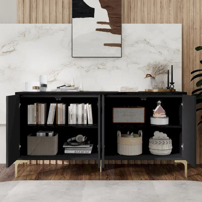 Buffet quatre portes sculpté créatif