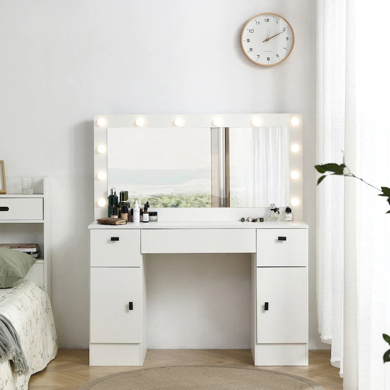 Coiffeuse dans meuble de rangement