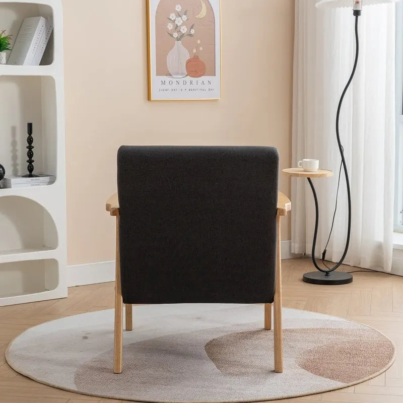 Fauteuil en bois massif rembourré style médiéval