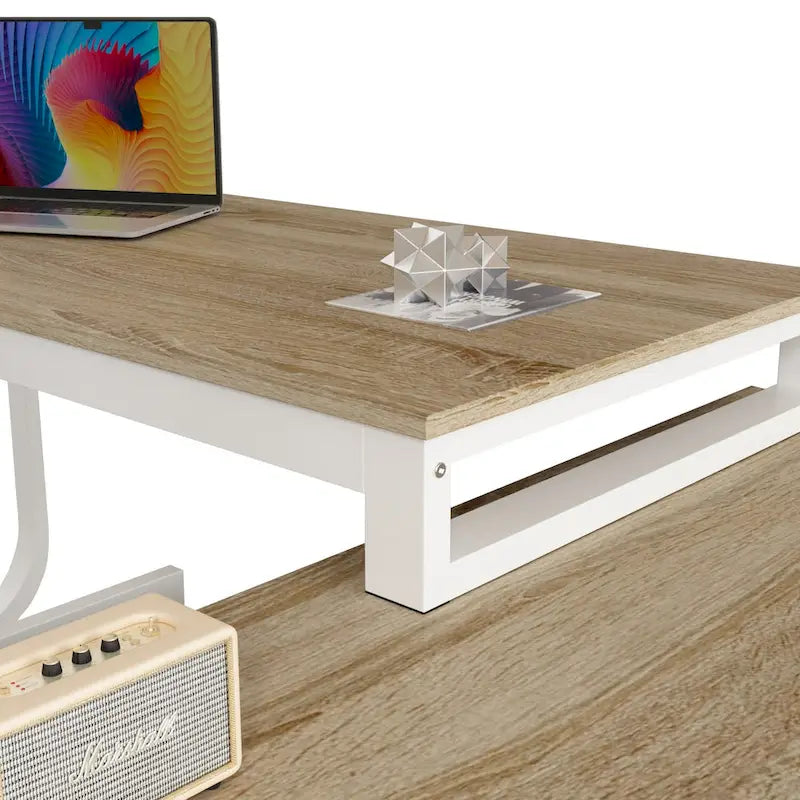 Bureau d'ordinateur d'angle