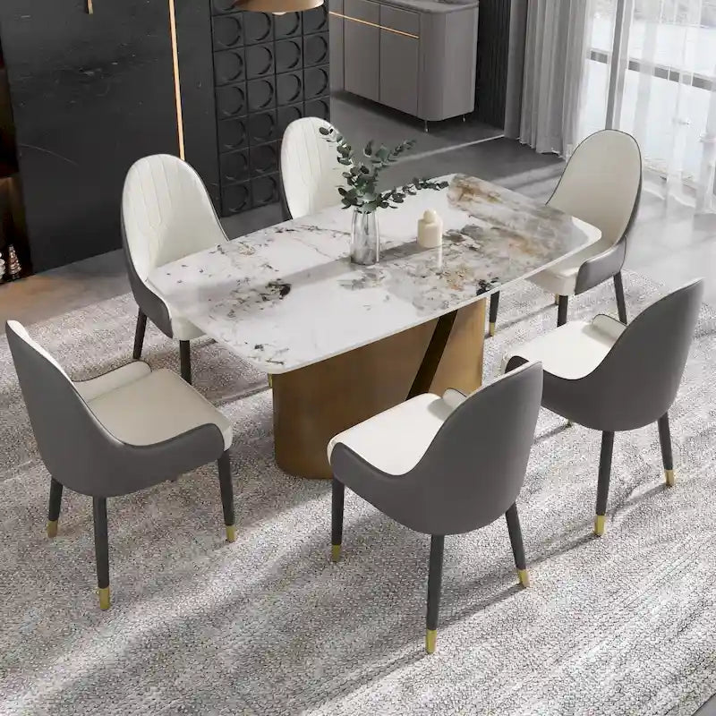 Table de salle à manger de cuisine moderne